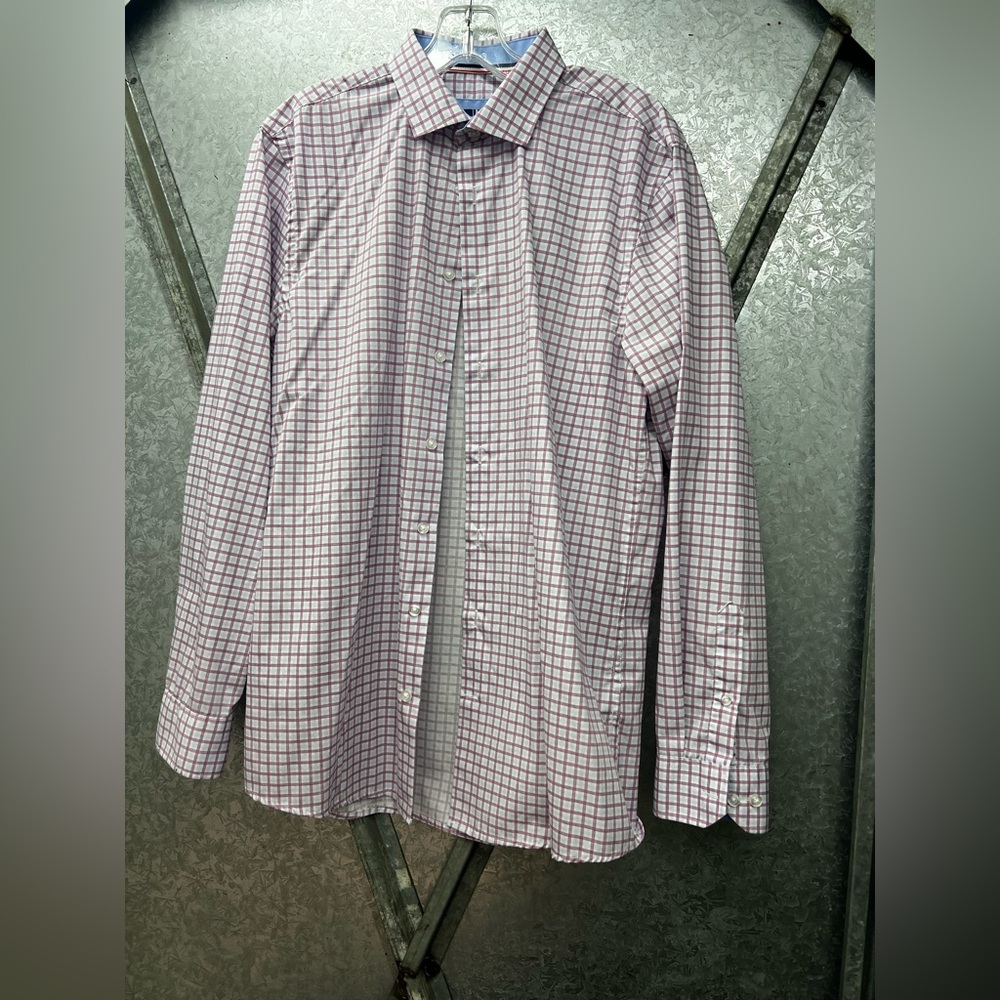 Men’s long sleeve button down